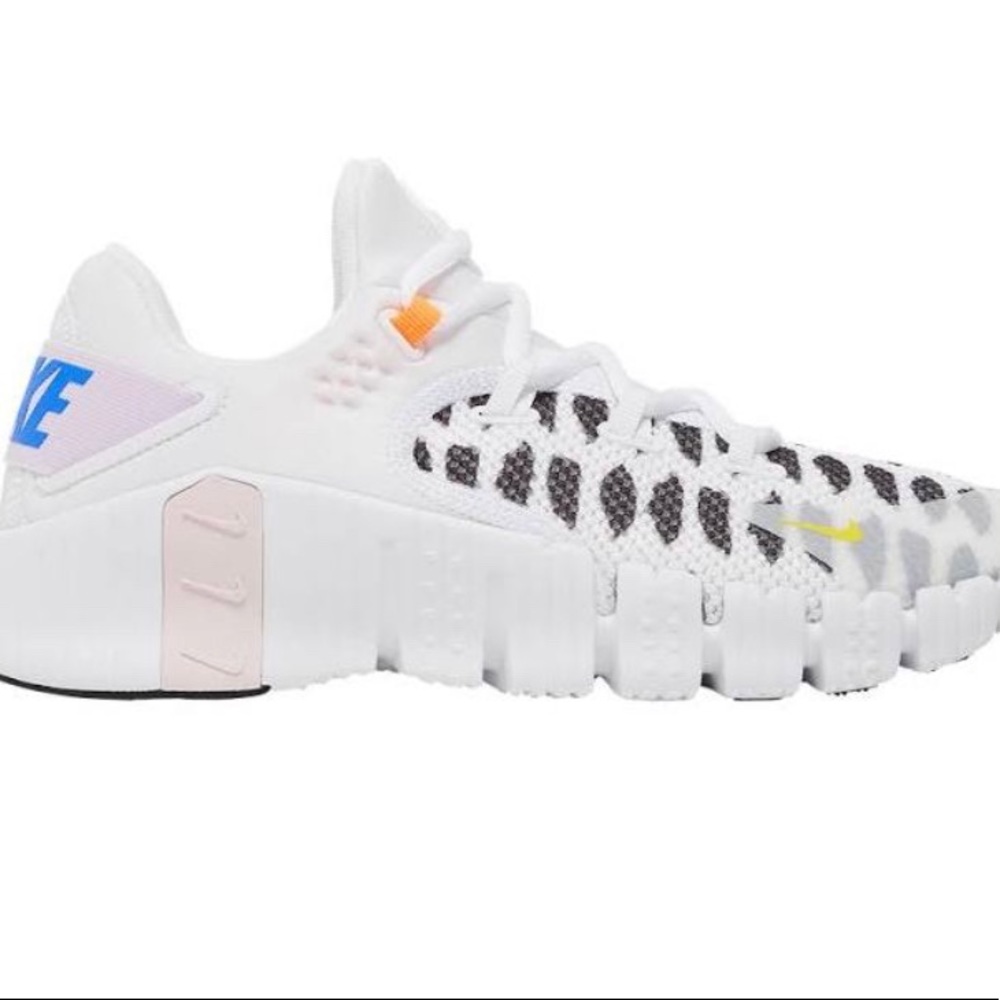 Nike Women's Free Metcon 4 Training Shoes